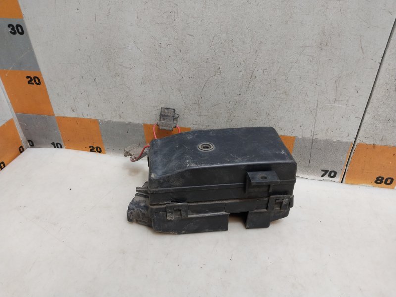 Блок предохранителей