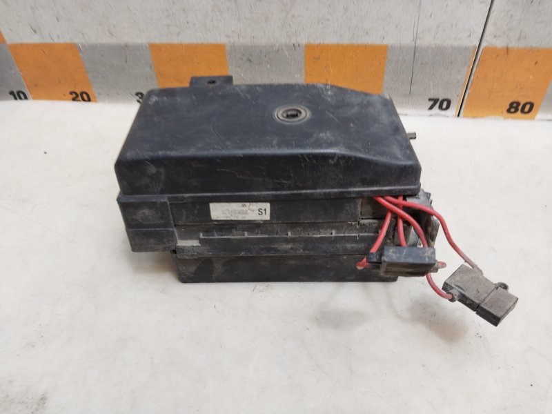 Блок предохранителей