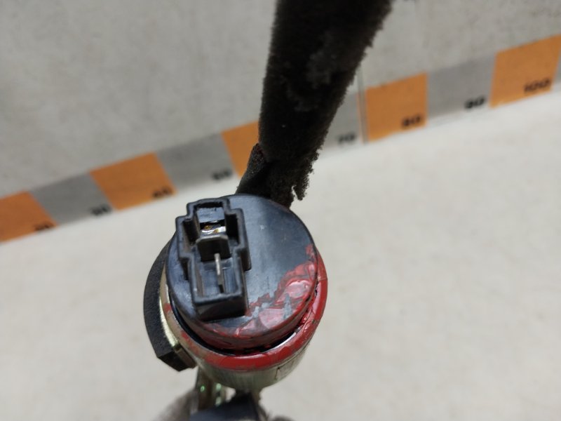 Замок багажника