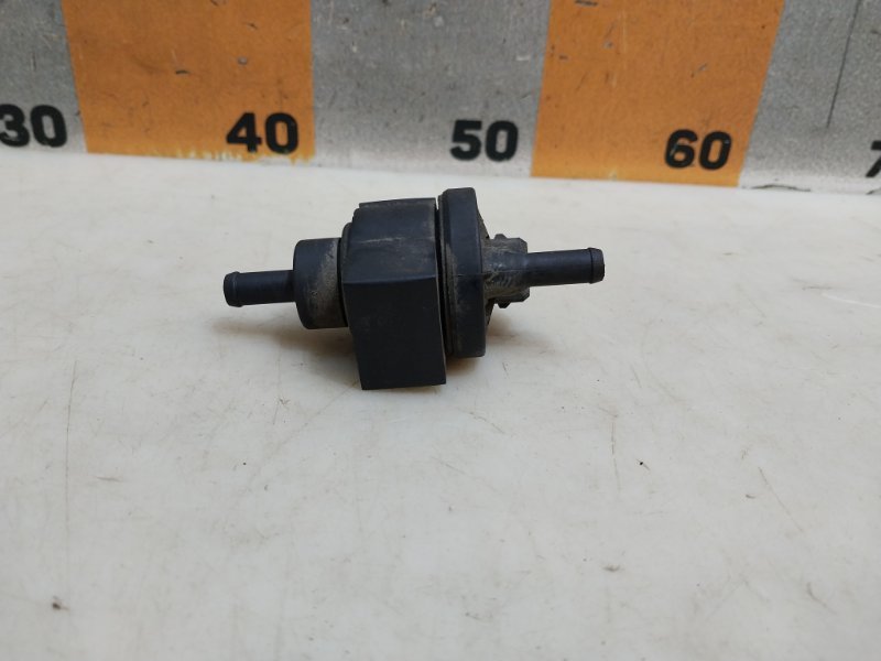 Клапан вентиляции топливного бака