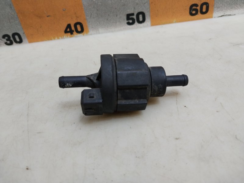 Клапан вентиляции топливного бака