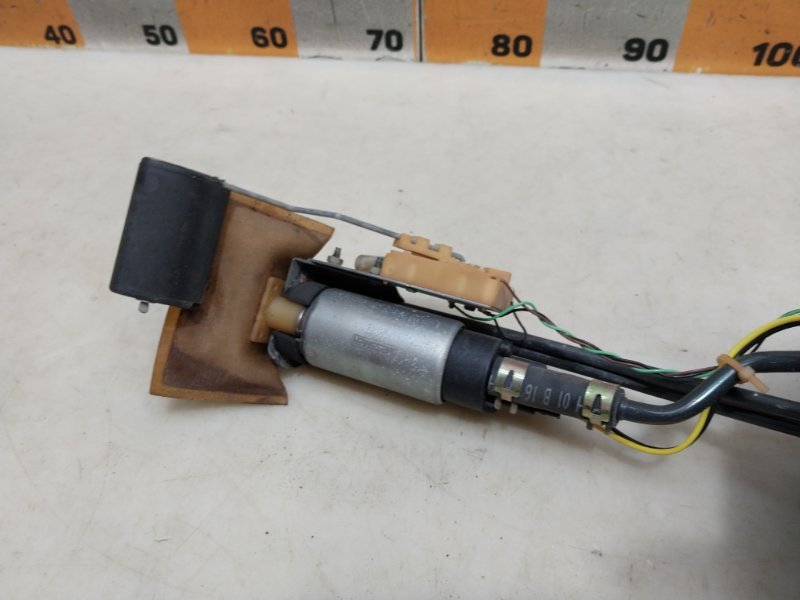 Насос топливный электрический