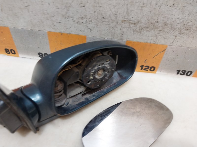 Зеркало правое механическое