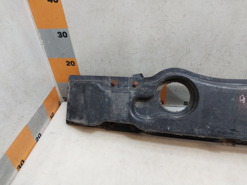 Усилитель заднего бампера