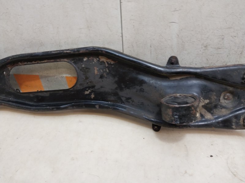 Балка передняя продольная