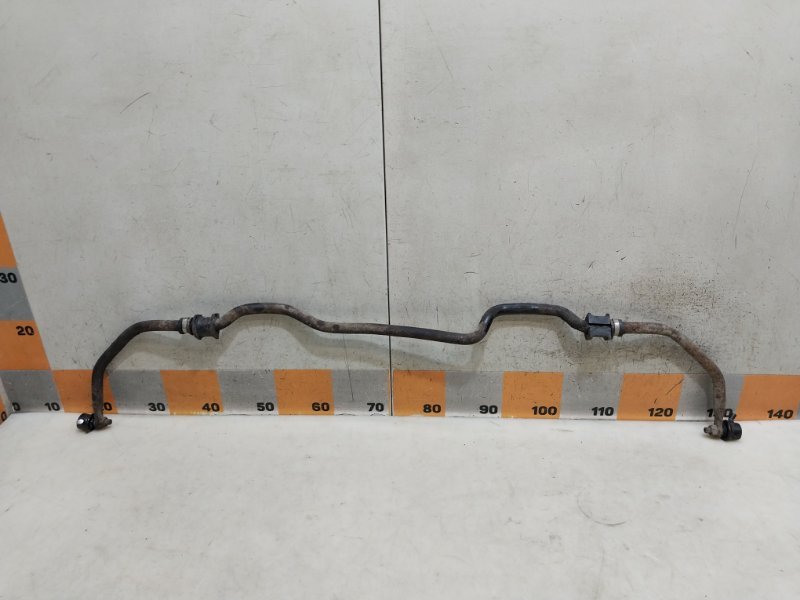 Стабилизатор передний