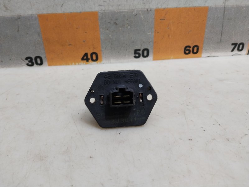 Резистор отопителя