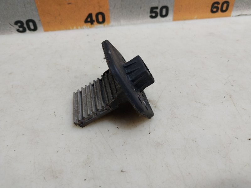 Резистор отопителя