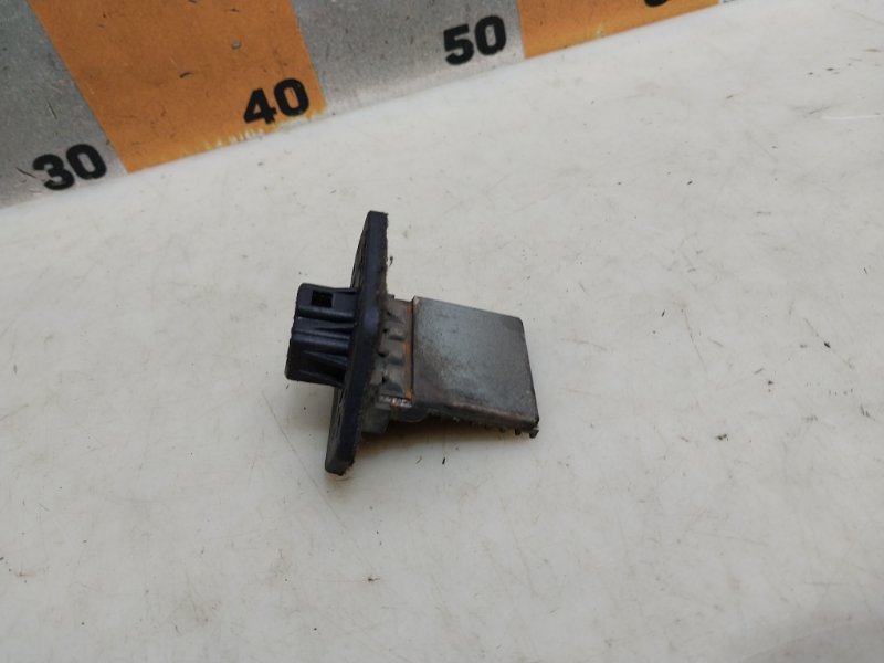 Резистор отопителя