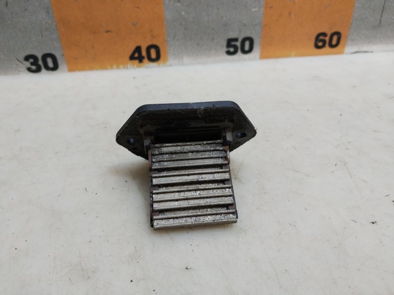 Резистор отопителя