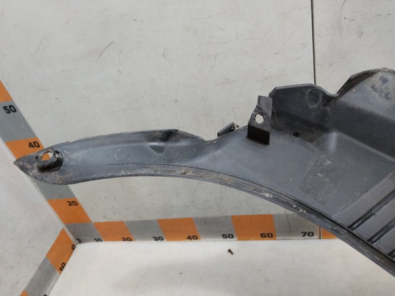 Планка под лобовое стекло