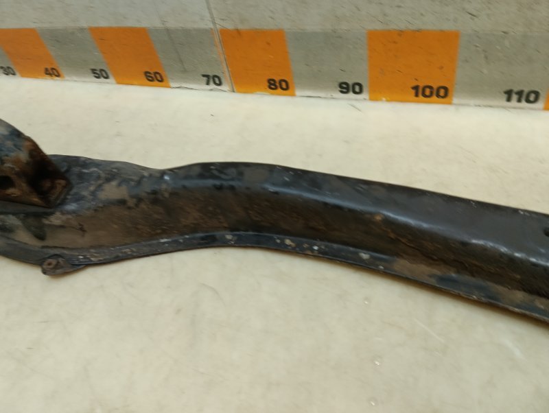 Балка передняя продольная