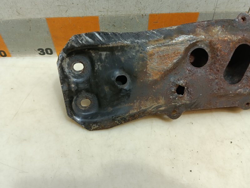 Балка передняя продольная