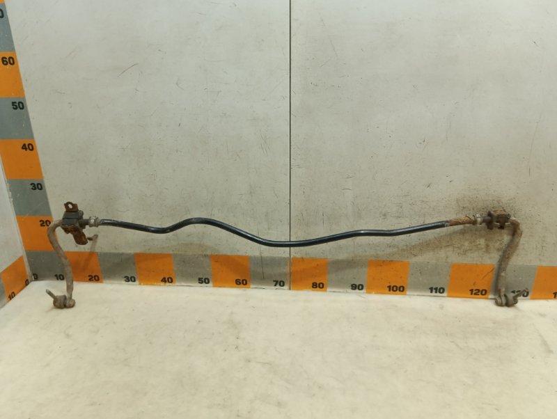 Стабилизатор задний