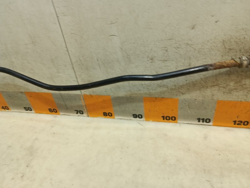 Стабилизатор задний