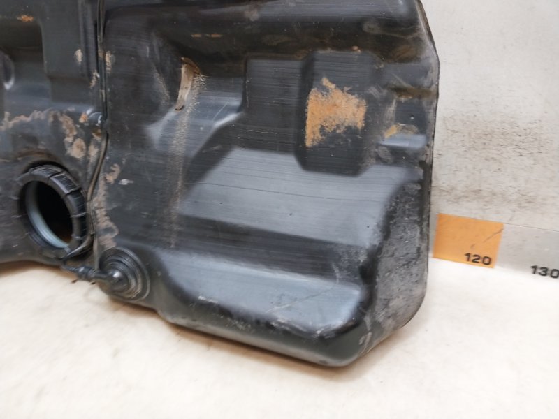 Бак топливный