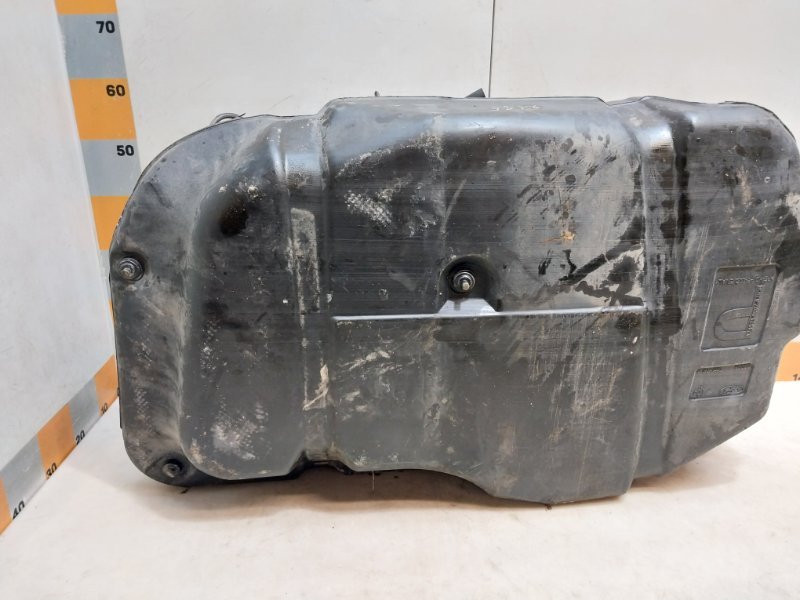 Бак топливный