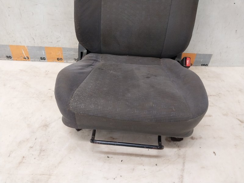 Сиденье переднее правое