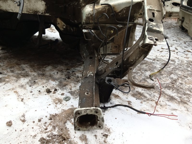 Кузовной элемент