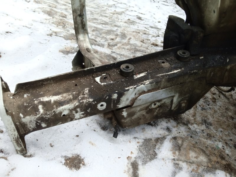 Лонжерон передний правый