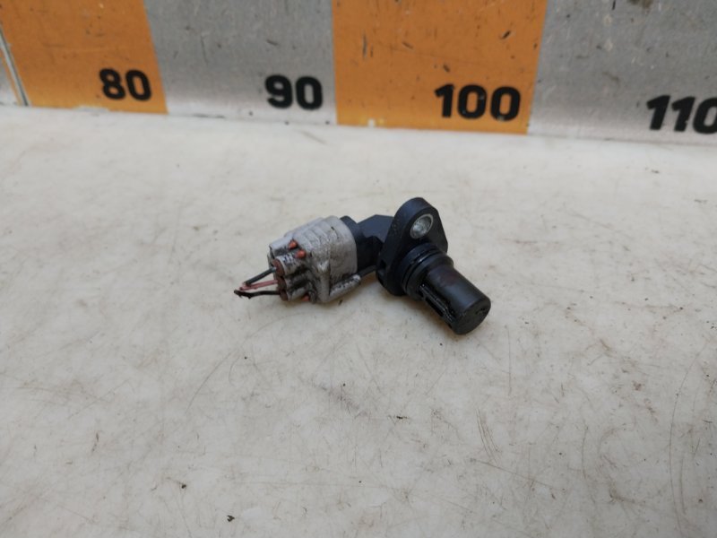 Датчик положения коленвала