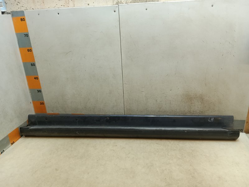 Подножка левая