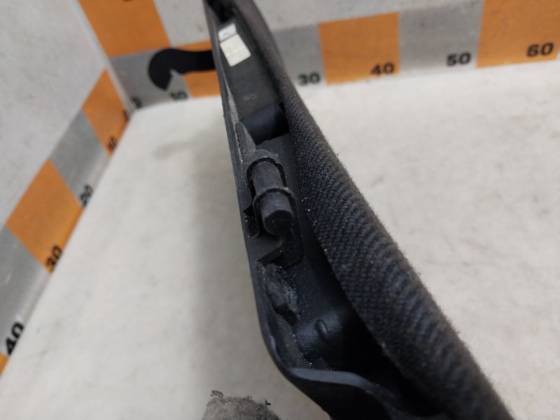 Крышка бардачка