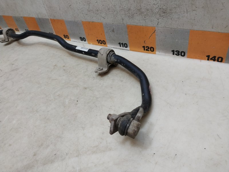 Стабилизатор передний