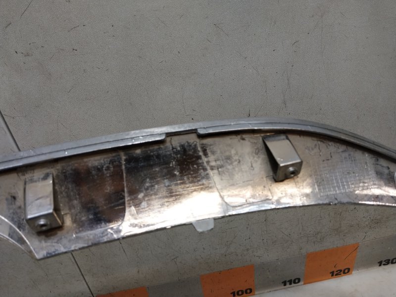 Накладка на решетку радиатора