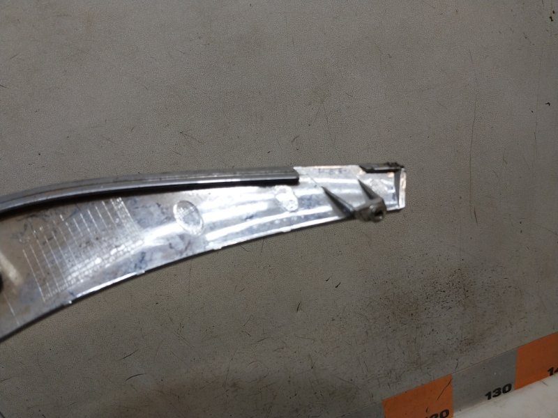 Накладка на решетку радиатора