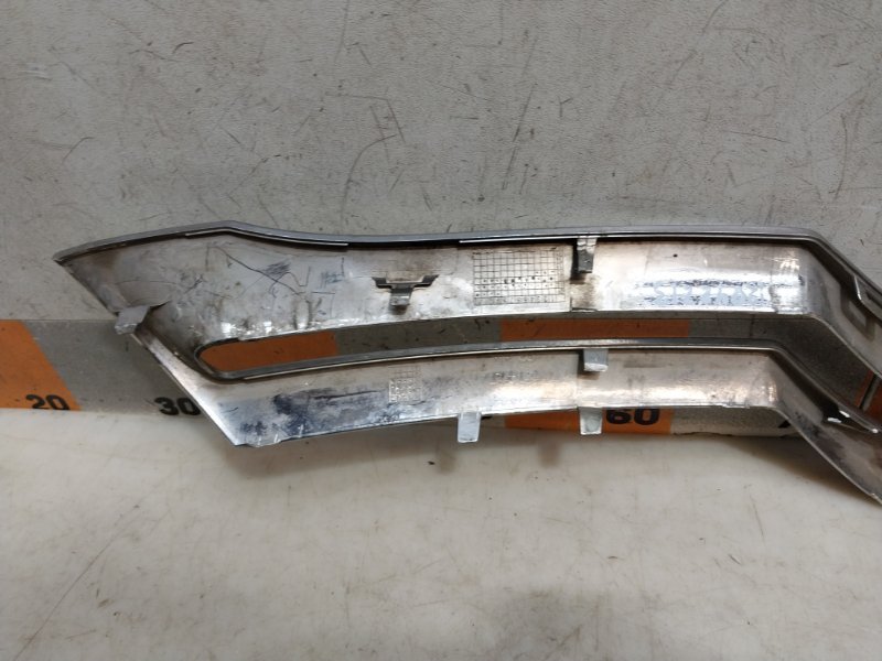 Накладка на решетку радиатора