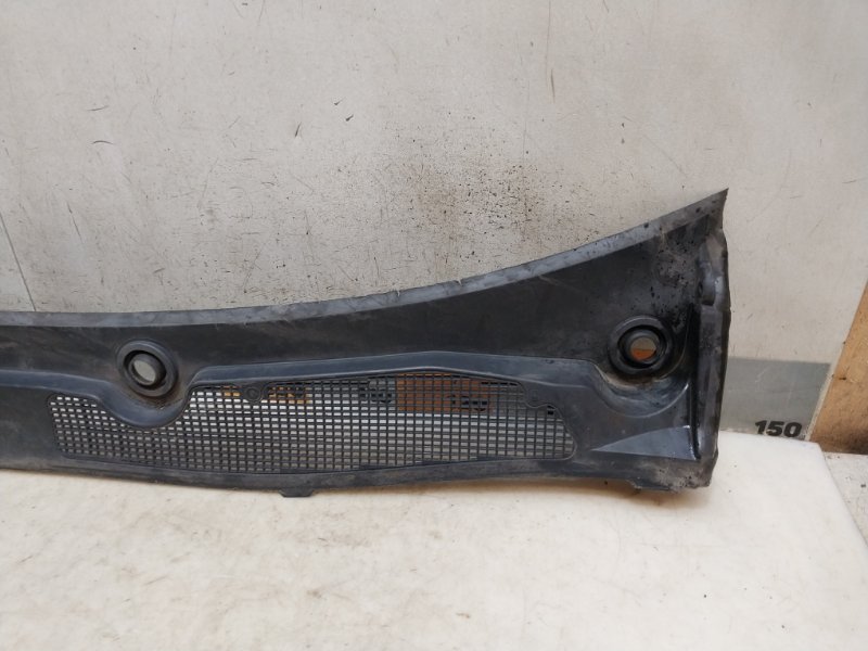 Решетка стеклоочистителей (Жабо)