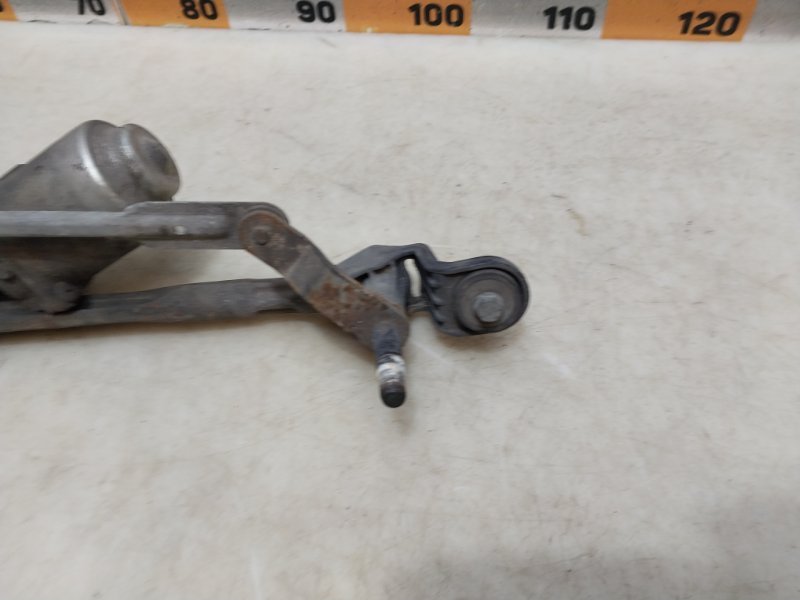 Трапеция стеклоочистителей