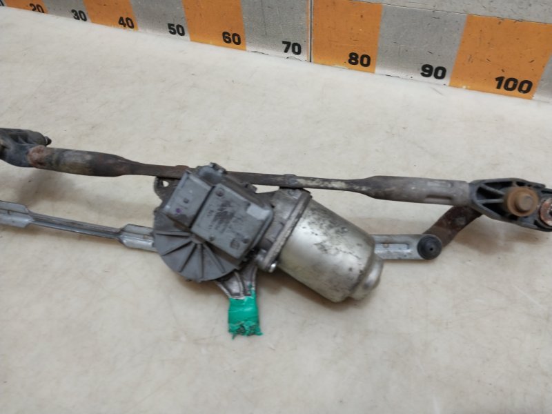 Трапеция стеклоочистителей