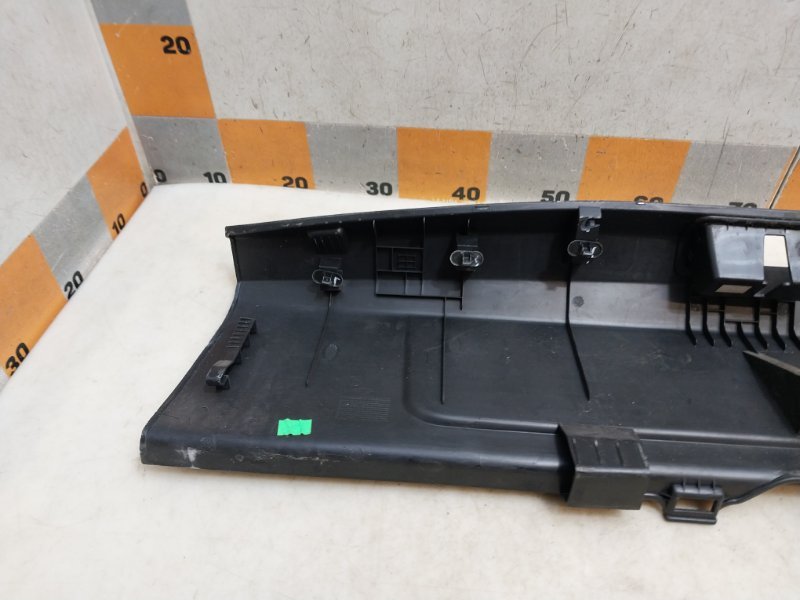 Обшивка багажника