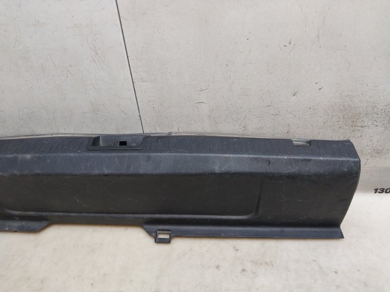 Обшивка багажника