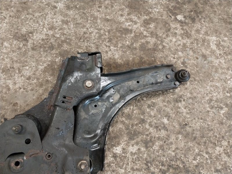 Балка подмоторная