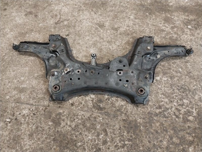 Балка подмоторная