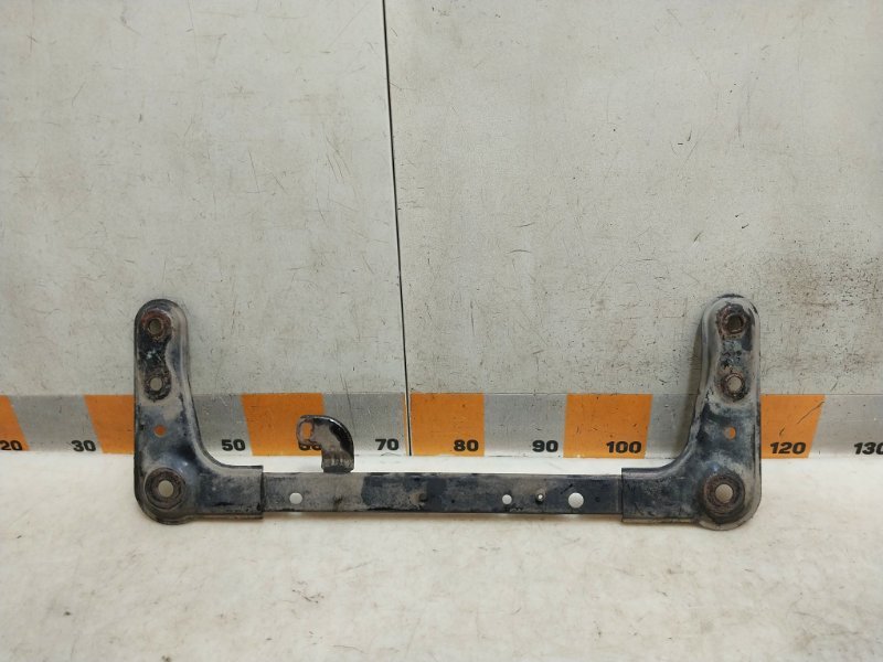 Балка передняя поперечная