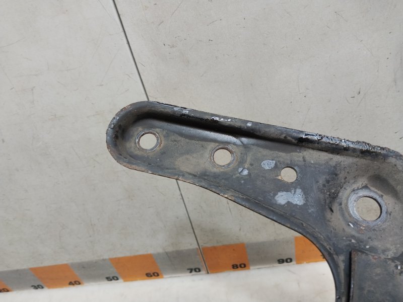 Балка передняя поперечная