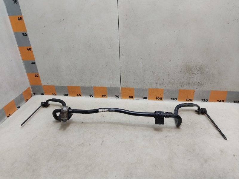 Стабилизатор передний