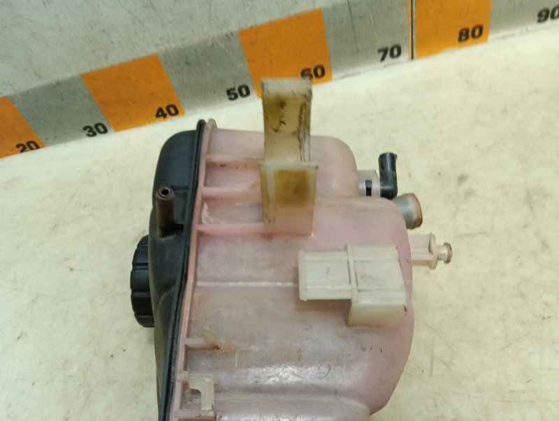 Бачок расширительный