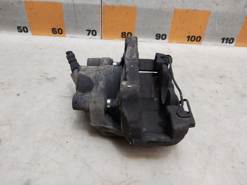 Суппорт передний правый