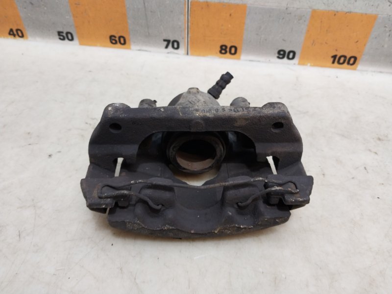 Суппорт передний правый