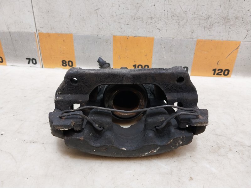 Суппорт передний левый