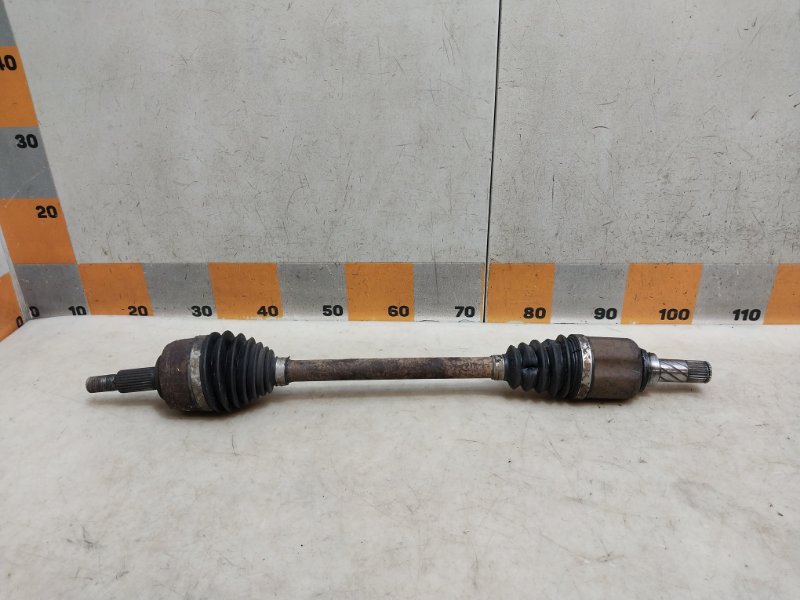 Полуось передняя левая