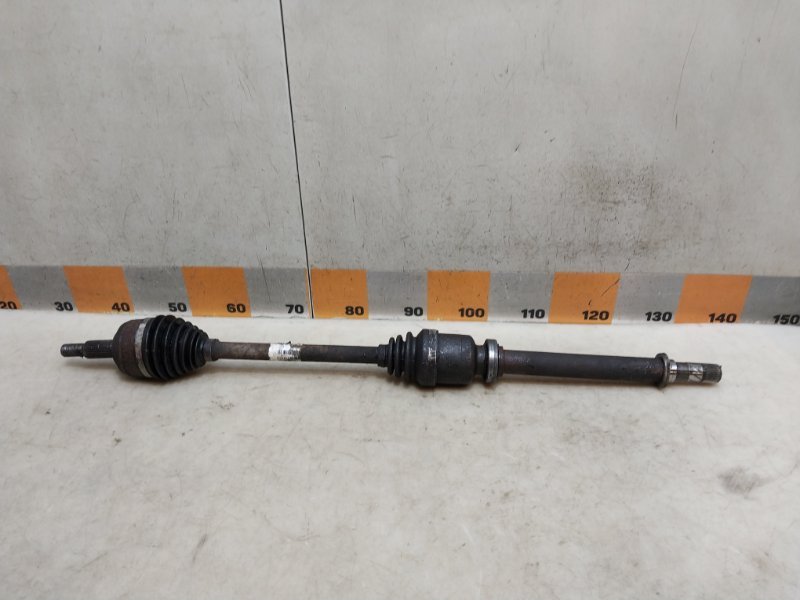 Полуось передняя правая