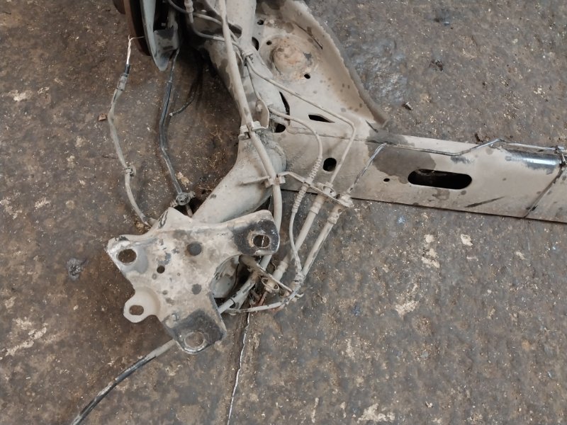 Балка задняя