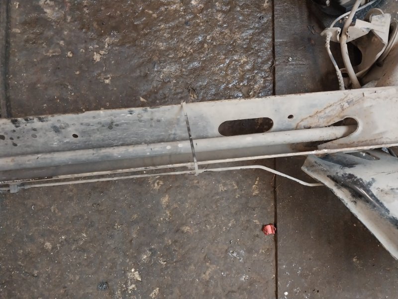 Балка задняя