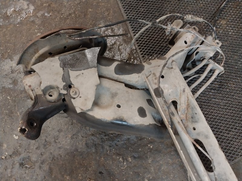 Балка задняя